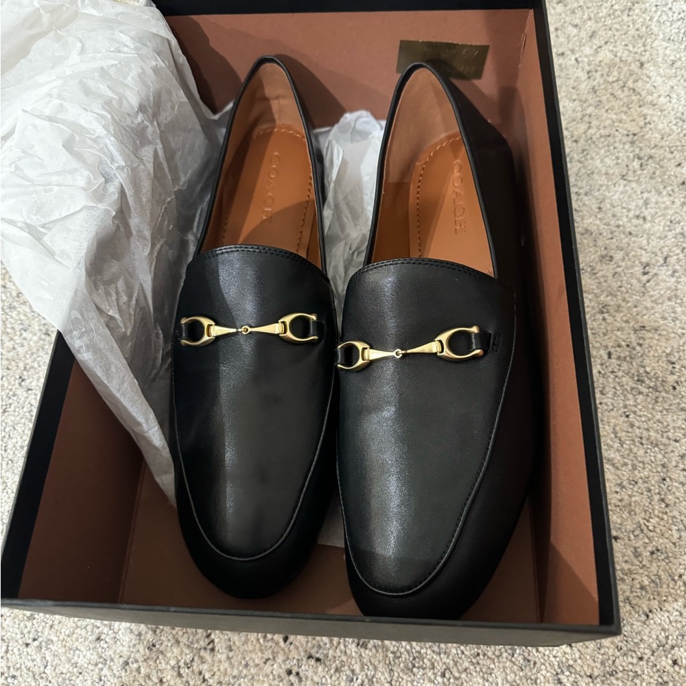 Coach Loafers - new in box - Picture 2 of 2